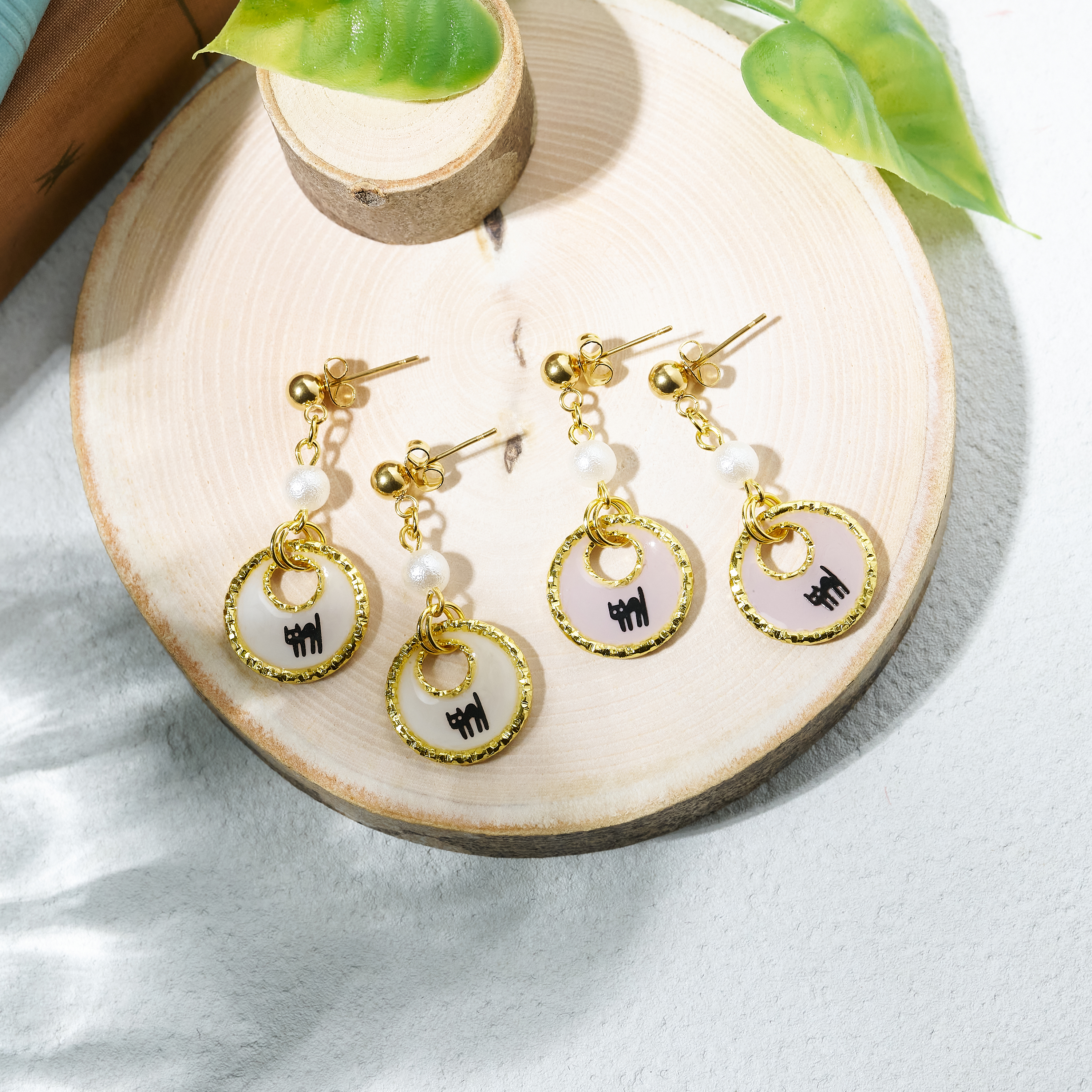 猫のぬいぐるみ